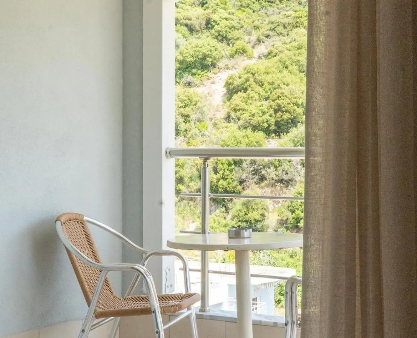 Rondo'S Hotel Himare 3*,