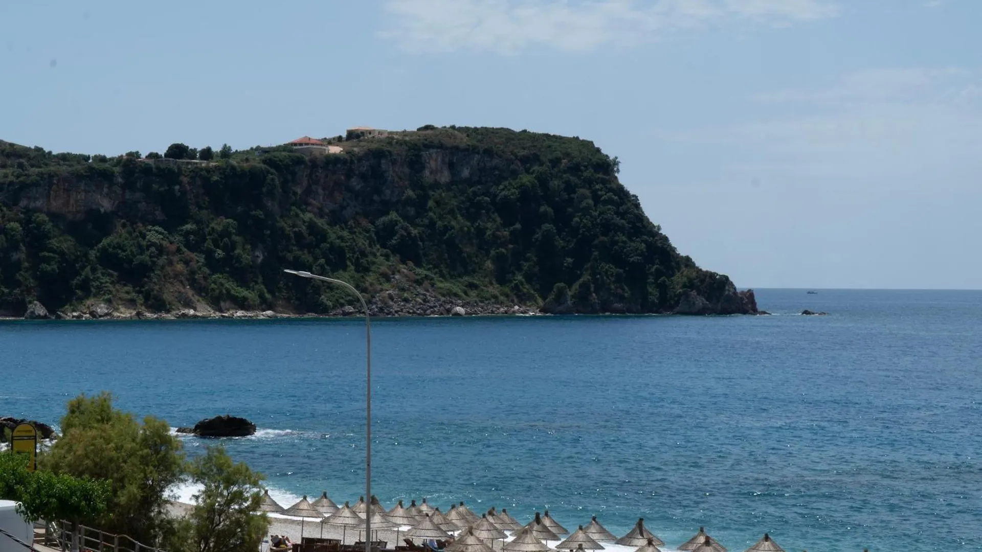 Rondo'S Hotel Himare