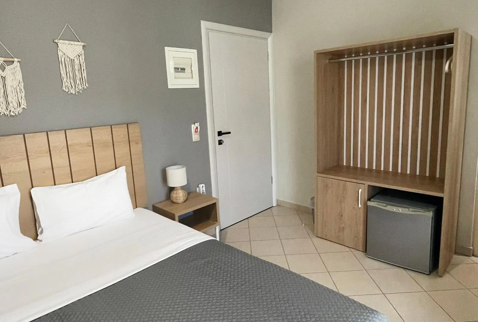 Rondo'S Hotel Himare